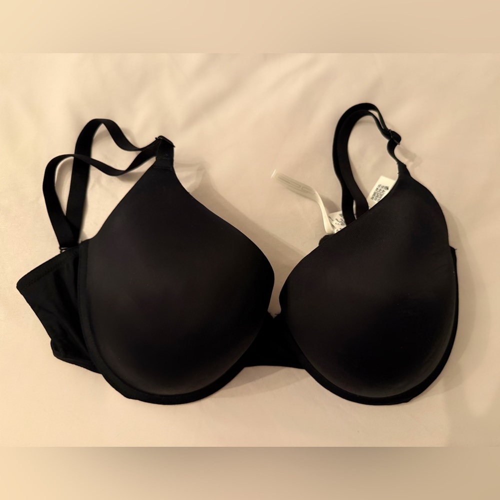 PINK Victoria's Secret Black Bra with Molded Cups and Underwire